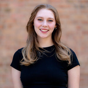 Meet your Posher, Alyssa